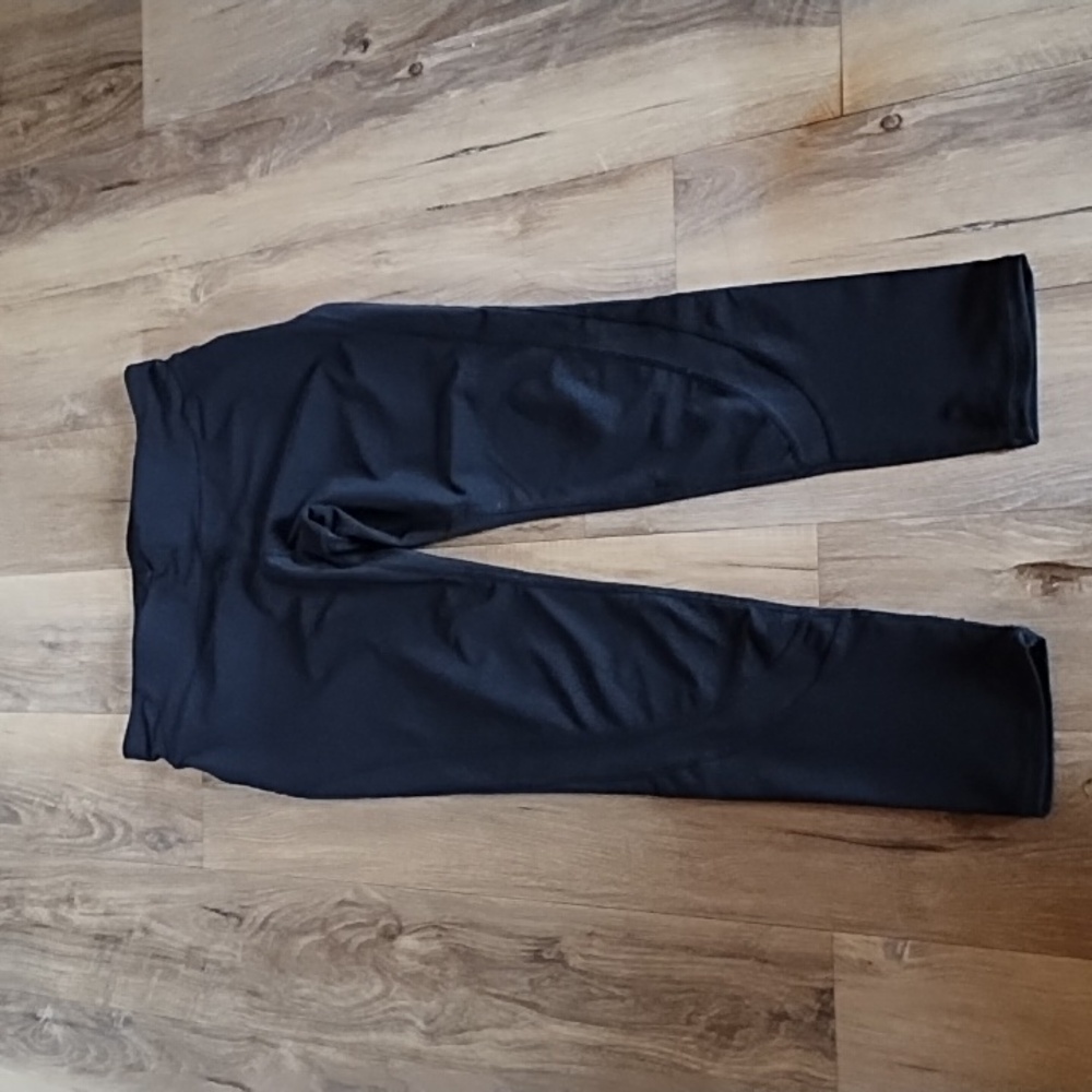 Black Women's Xersion Leggings - Picture 4 of 5